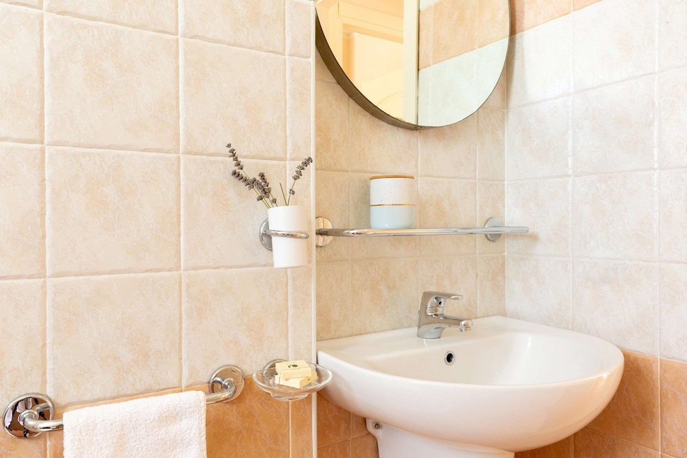 Premium Apartment - Photo 20