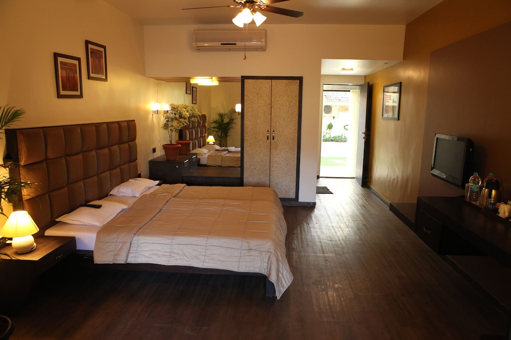 Cottage Room photo 2