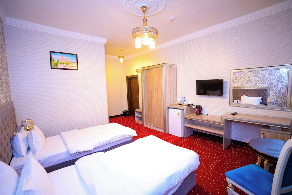 Standard Twin Room - Photo 4
