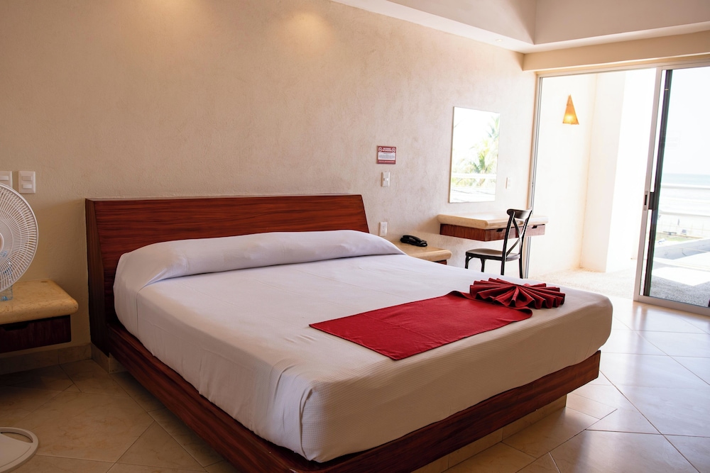Basic Suite, Sea View