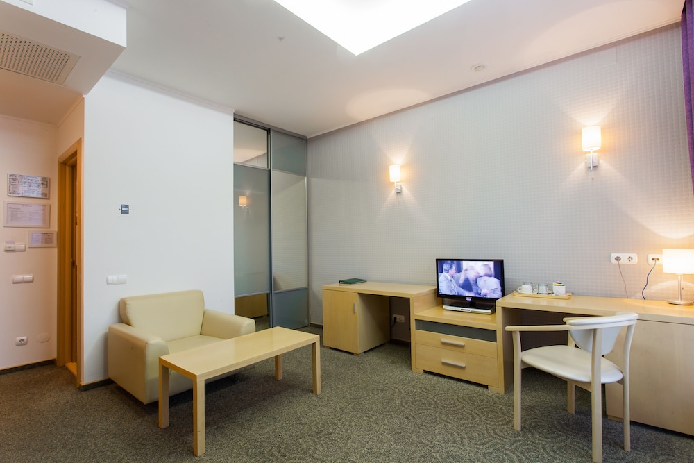 Premium Double Room photo 2