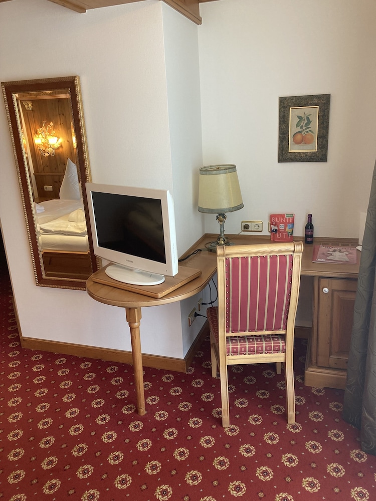 Standard Double Room photo 2