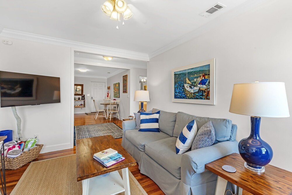 Cypress Luxury Suite, 2 Bedrooms, Bay View
