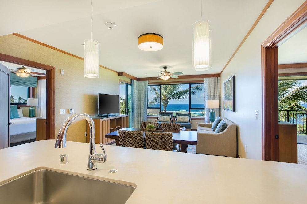 Villa, 1 Bedroom, Accessible Bathtub, Kitchen (Mobility/HearingAccessible, Coastline) thumbnail 6