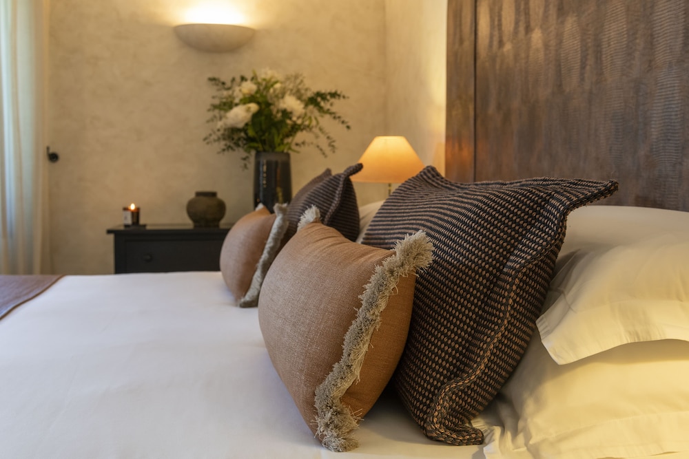 Suite - Photo 5