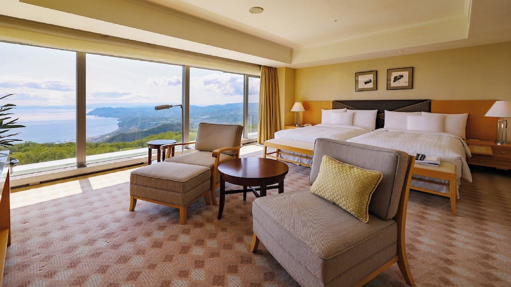 Suite, 1 Bedroom - Photo 3