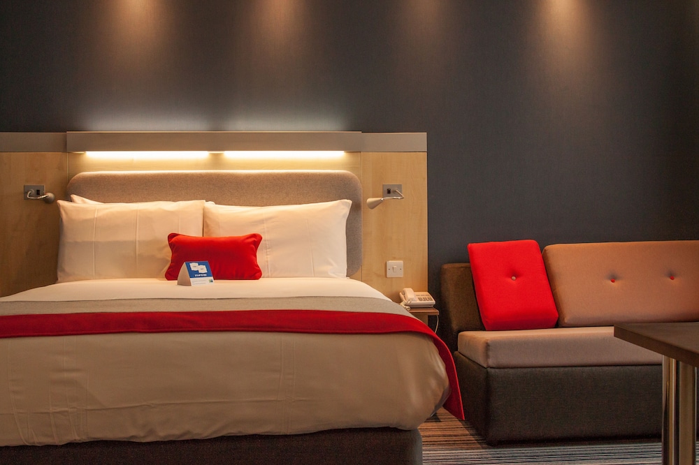Standard Room, 1 Double Bed (with Free Hot Breakfast) photo 1
