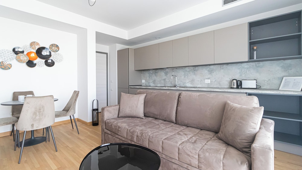Apartment (1 Bedroom)