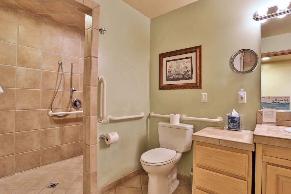 Bellflower Room photo 3