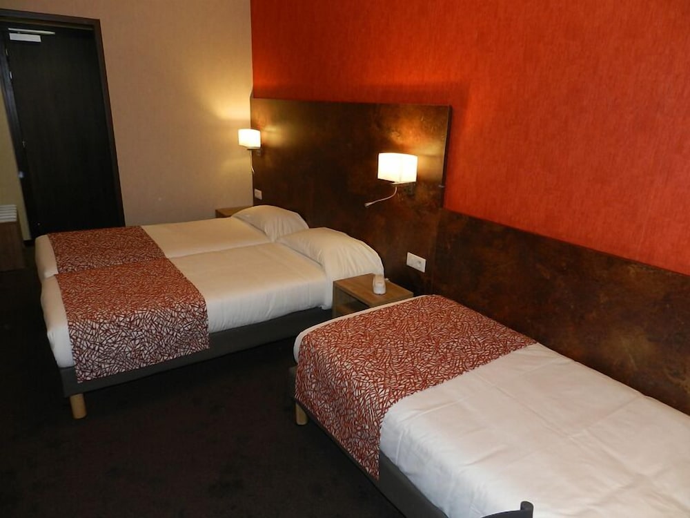 Comfort Triple Room - Photo 6