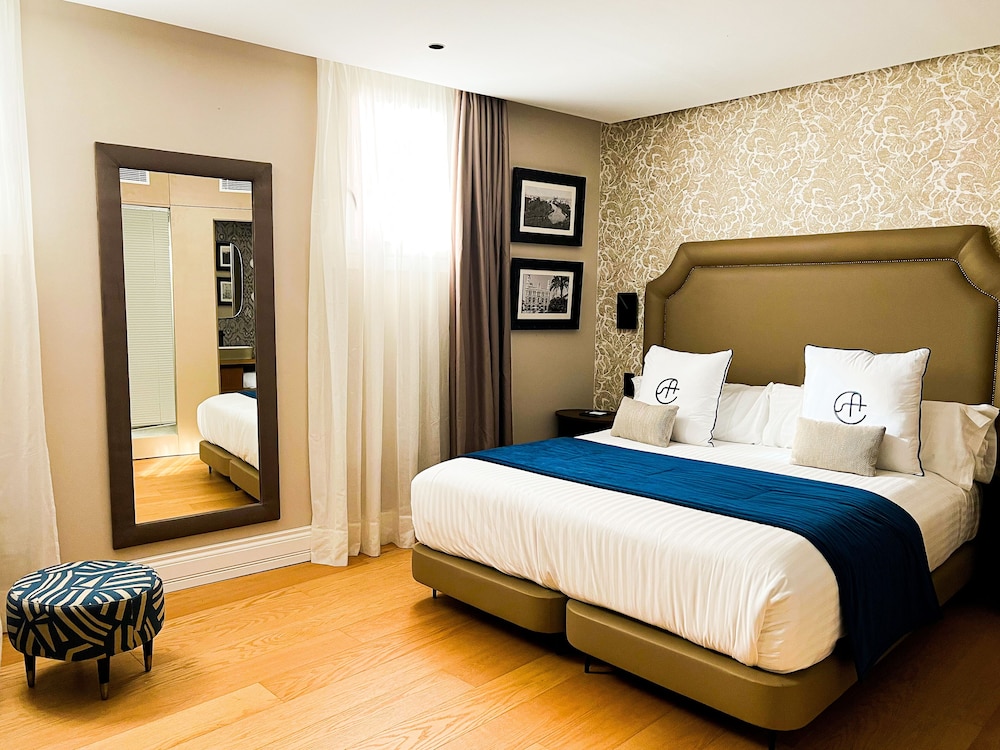 Classic Room
