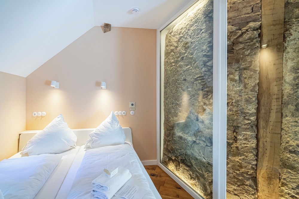 Stadtmauer auf der Lahnpforte (Zimmer 21)