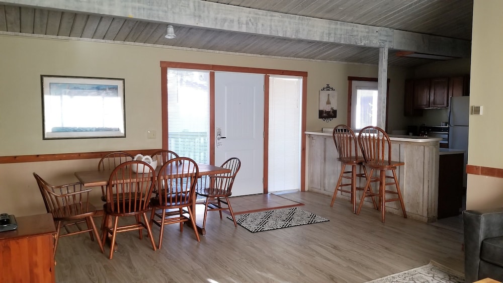 Family Cottage photo 2