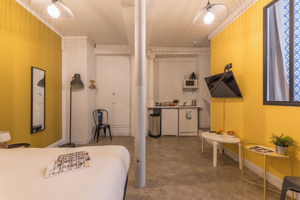 Apartment photo 3