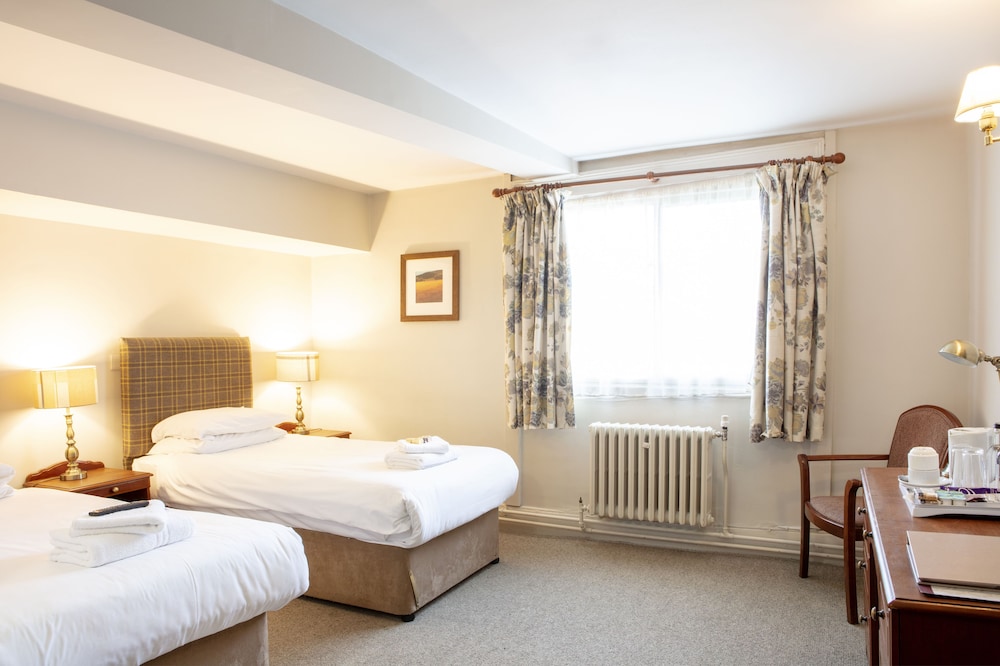 Standard Twin Room, Ensuite - Photo 2