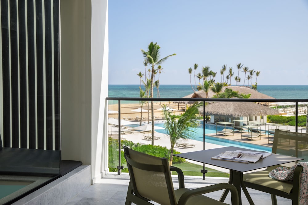 Excellence Club Two Story Rooftop Terrace Suite W/ Plunge Pool Ocean View + 20% OFF SPA photo 2