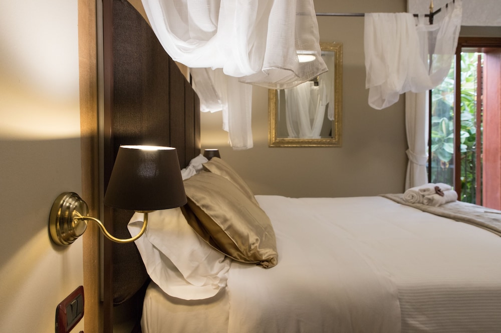 Superior Double Room (Gelsomino) photo 3