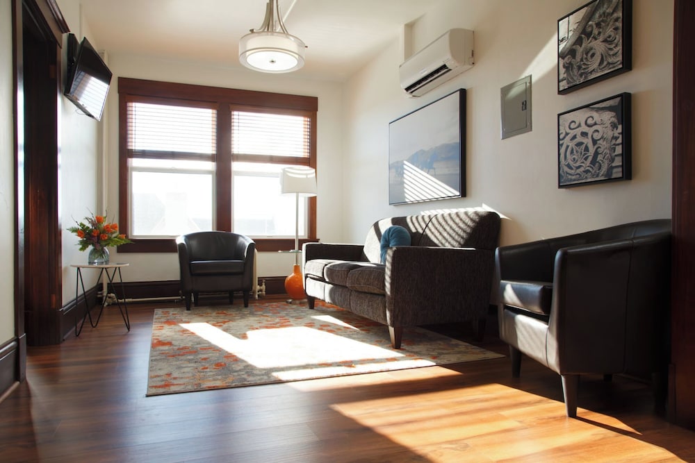 Luxury Double Room, City View