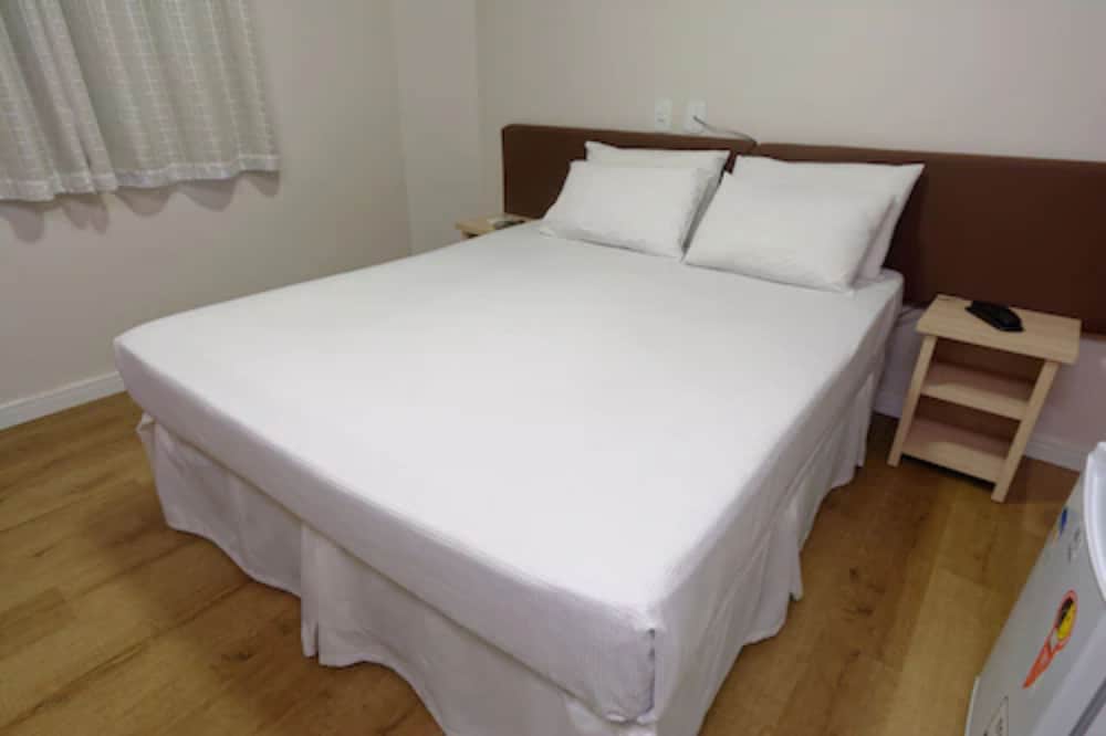 Standard Double Room - Photo 3