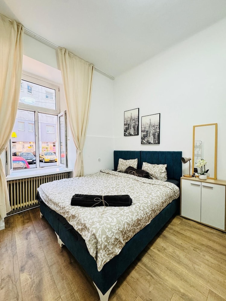 Basic Room