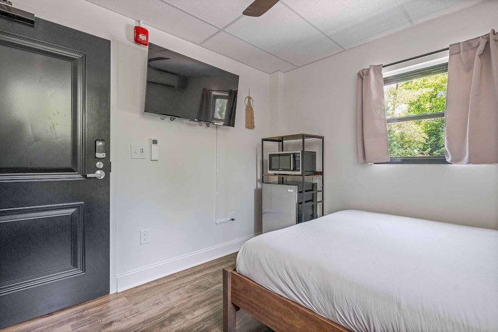 Classic Room (Self Check-in with Virtual Front Desk) photo 3