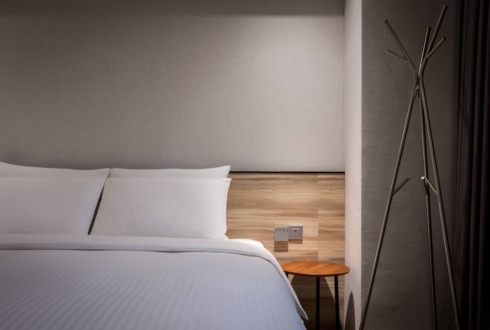 Double Room, 1 Queen Bed photo 2