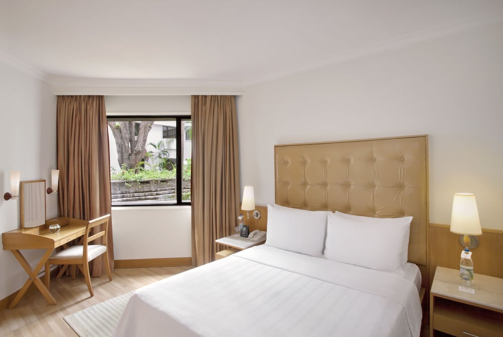 Deluxe Room - Photo 2