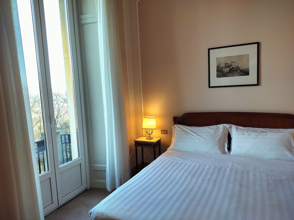 Double Room, 1 Bedroom, Park View - Photo 5