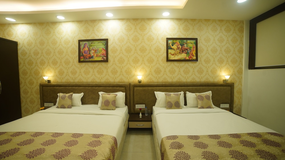 Luxury Room - Photo 6