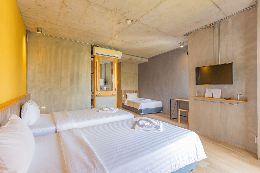 Deluxe Triple Room - Photo 3
