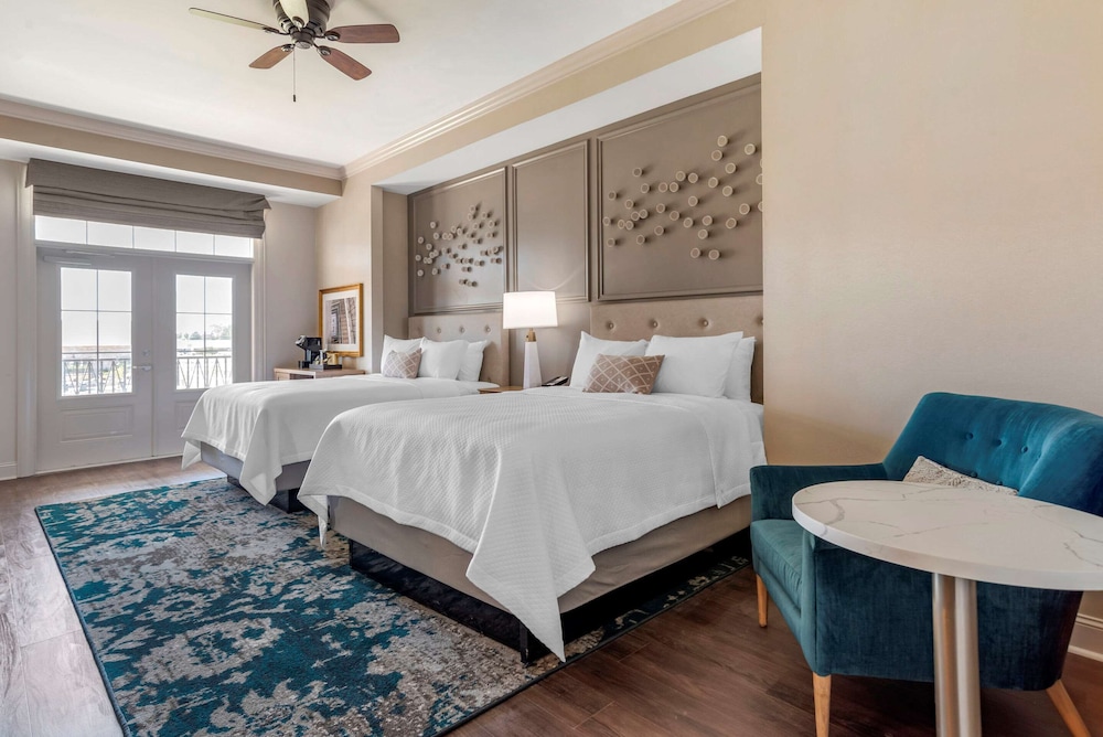 Room, 2 Queen Beds, Accessible, Non Smoking