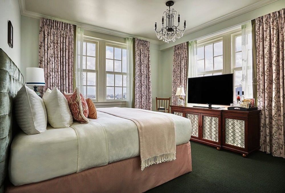 Superior Suite, Multiple Beds (Thalia Family Suite) - Photo 4