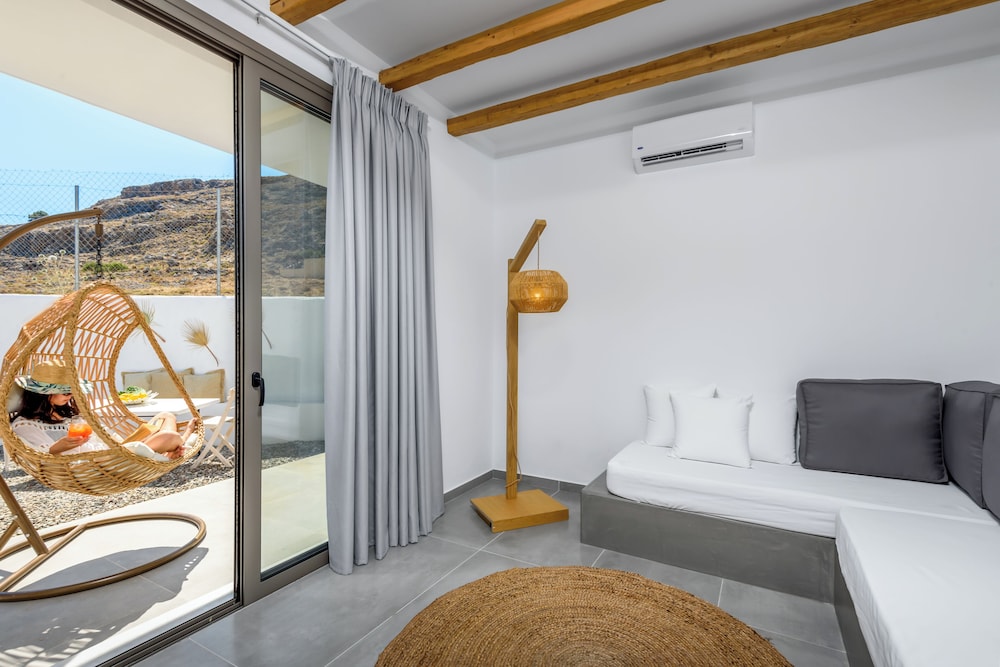 Deluxe Apartment, 2 Bedrooms, Kitchen, Garden View photo 2