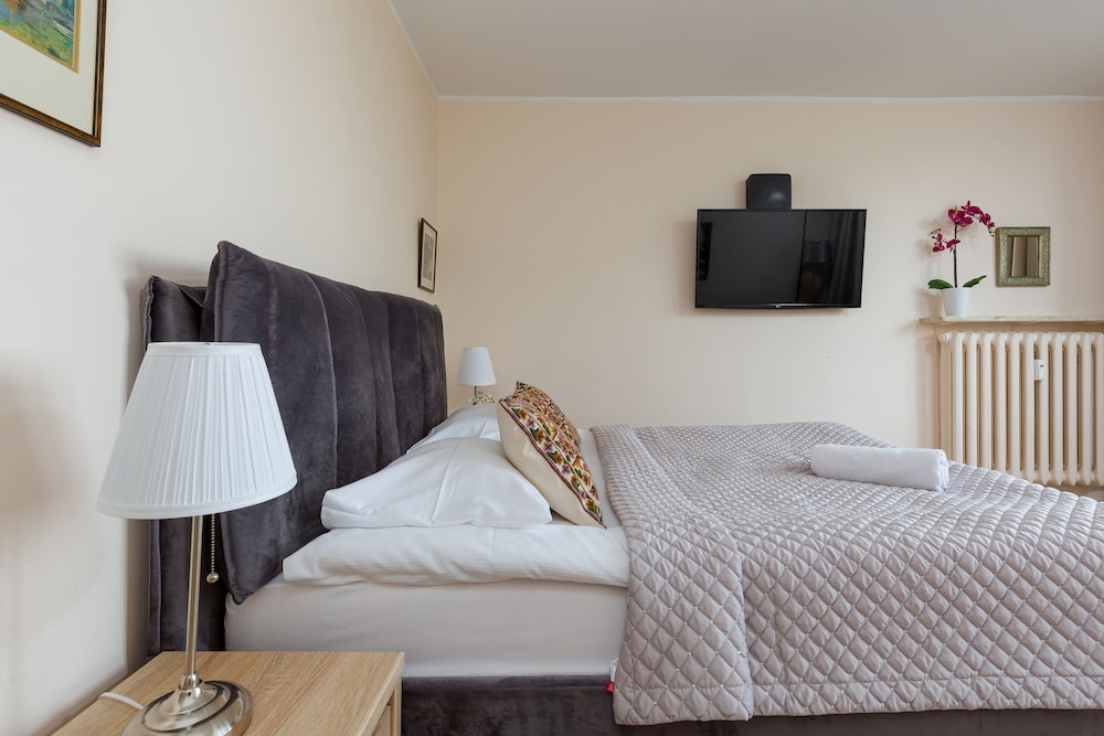 Apartment, 3 Bedrooms, Balcony
