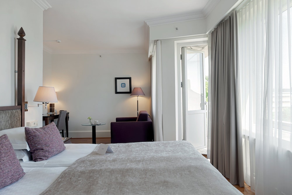 Superior Double Room, Balcony