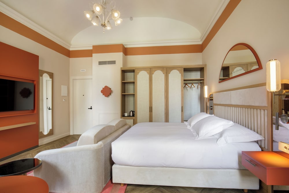 Deluxe Room, 1 King Bed