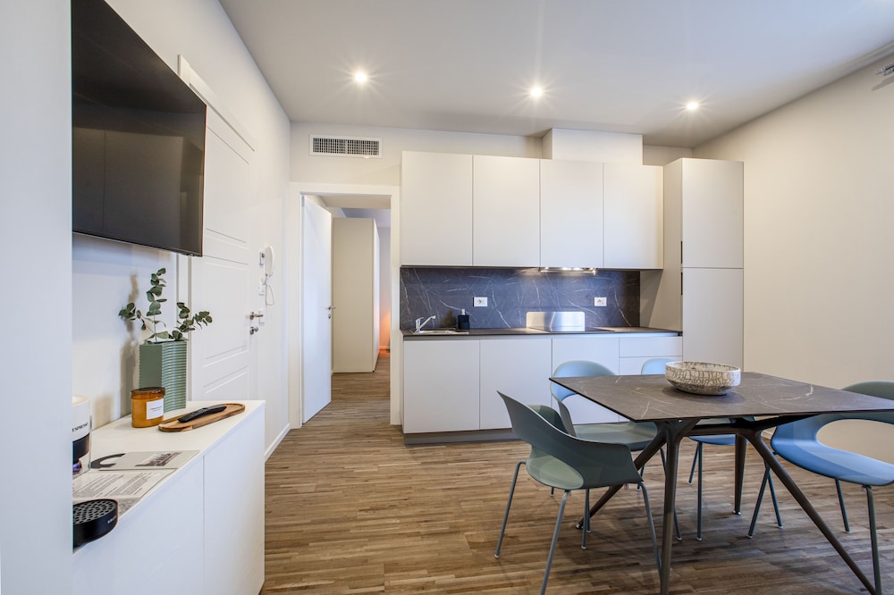 Comfort Apartment photo 2