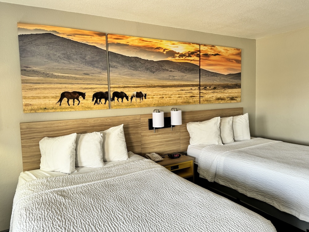 Basic Double Room, 2 Double Beds - Photo 1