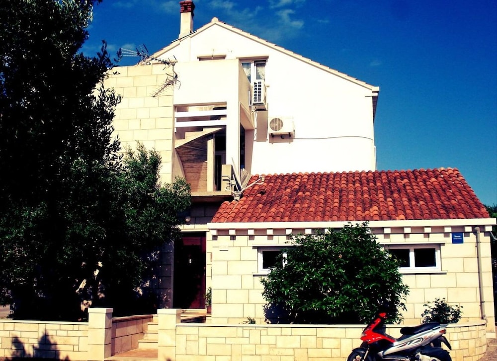 Apartment (Krila - cozy and seaview - A1(2+2)) photo 2