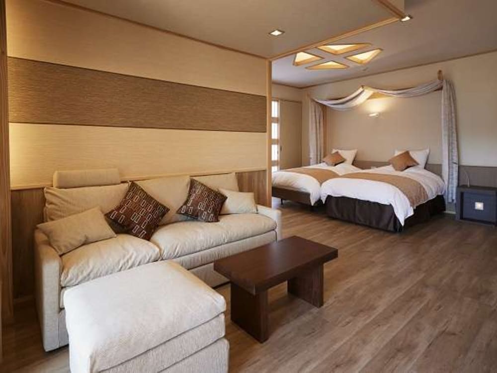 Luxury Triple Room, 3 Bedrooms, Non Smoking, Private Bathroom