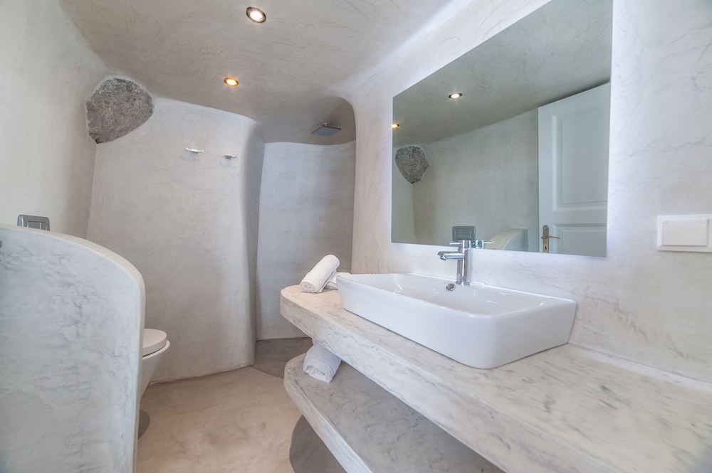 Junior Suite, Sea View - Photo 2