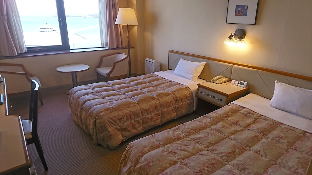 (East Building) Ocean View Twin Room (20sqm) Non Smoking