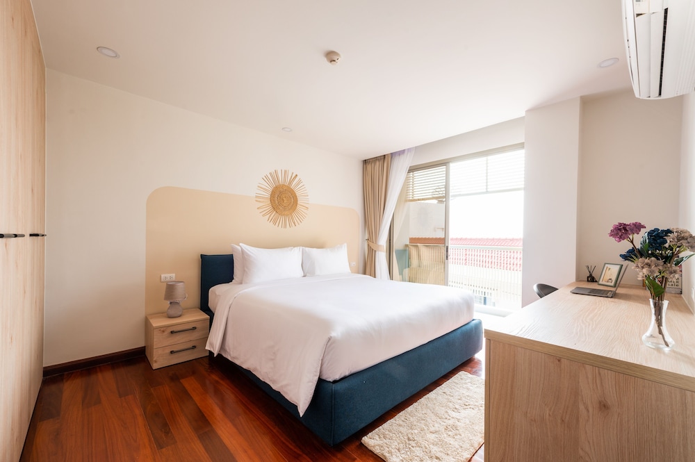Executive Room photo 2