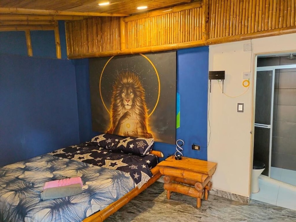 Deluxe Double Room, 1 King Bed, Non Smoking, Patio photo 1