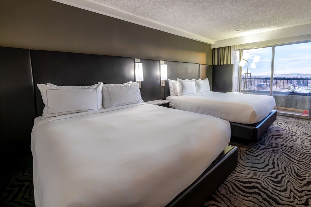 Room, 2 Queen Beds - Photo 2