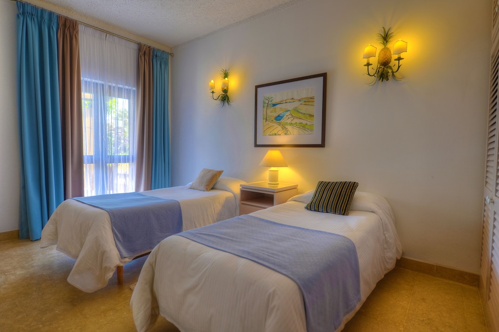 Classic Triple Room - Photo 1
