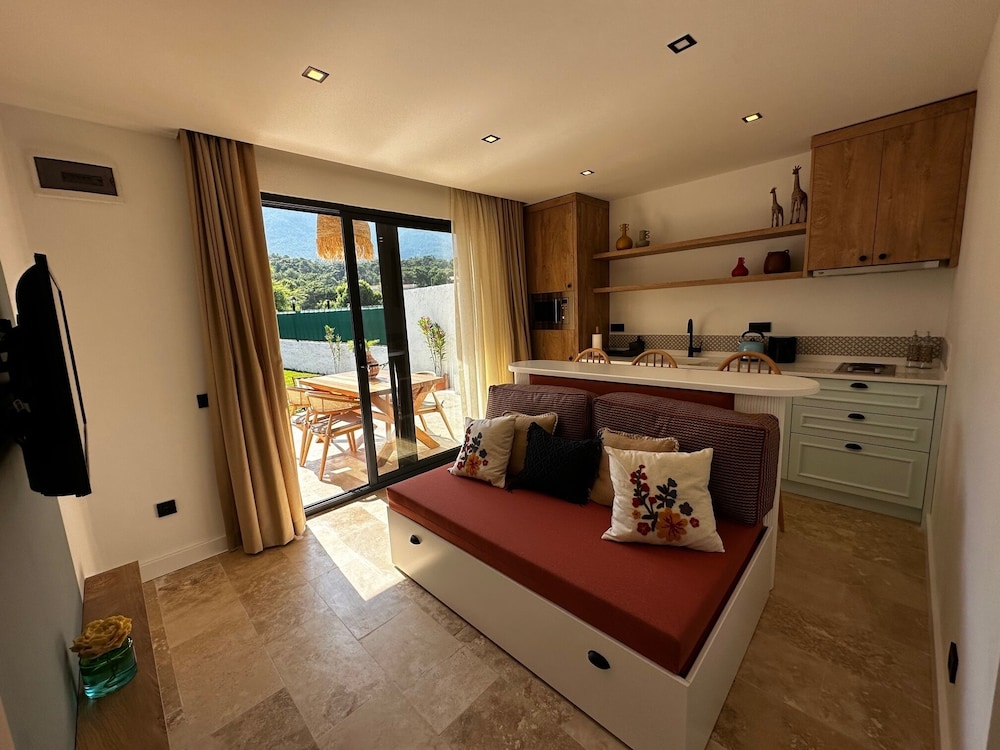 Villa, 1 Double Bed With Sofa Bed, Bathtub, Mountain View photo 1