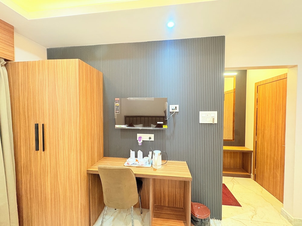 Superior Triple Room photo 2