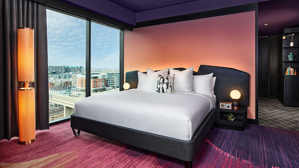 Room, 1 King Bed (Mile High) - Photo 1