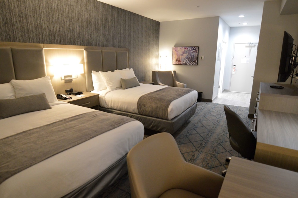 Standard Room, 2 Queen Beds, Non Smoking, Kitchenette (Shower Only) - Photo 2